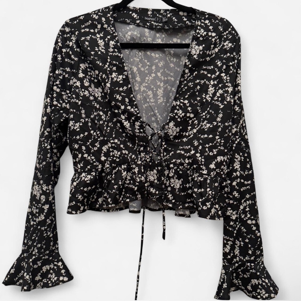 Boohoo Black Floral Blouse